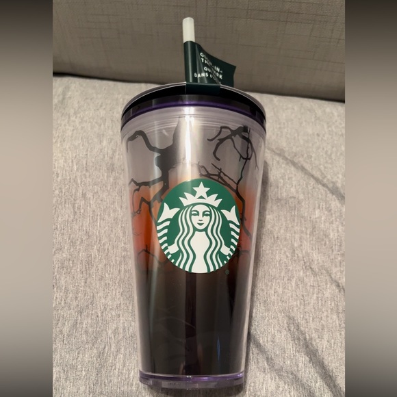 Starbucks grande cold cup glow in the dark - Picture 1 of 4